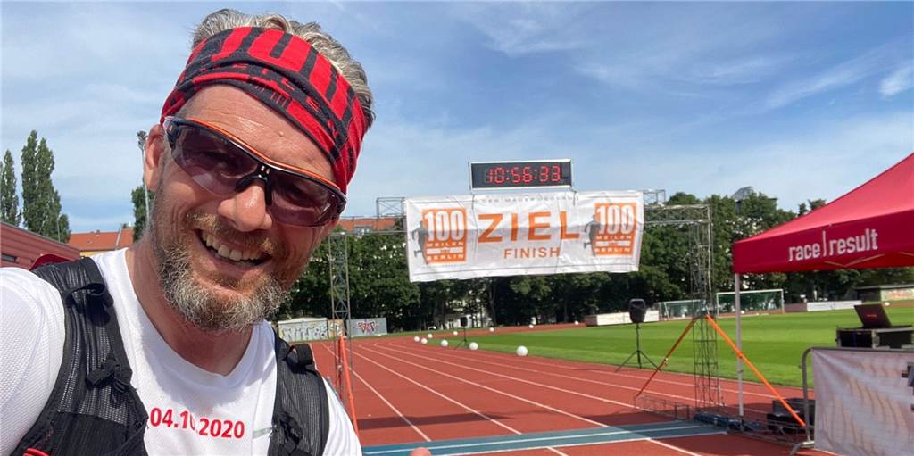 Enorme Abbruch-Quote: Lüner Ultraläufer absolviert 160 Kilometer in 29 Stunden Michael Petry war einer derjenigen, die bei den 100 Meilen von Berlin das Ziel erreichten.