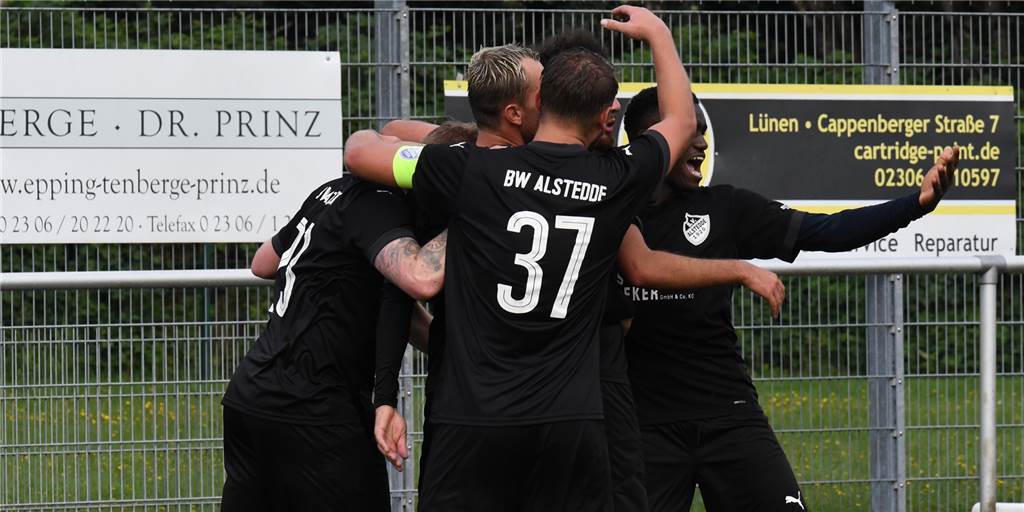 Hitzige Partie samt Platzverweis: BW Alstedde erkämpft sich Sieg in Nachspielzeit BW Alstedde spielte gegen ETuS/DJK Schwerte knapp 20 Minuten in Überzahl.
