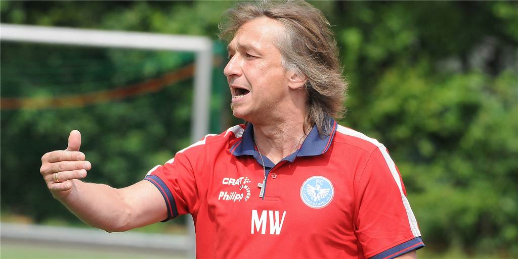 Halbe Eigentore besiegeln Niederlage des FC Castrop-Rauxel beim TuS Eichlinghofen Halbe Eigentore besiegeln Niederlage des FC Castrop-Rauxel beim TuS Eichlinghofen