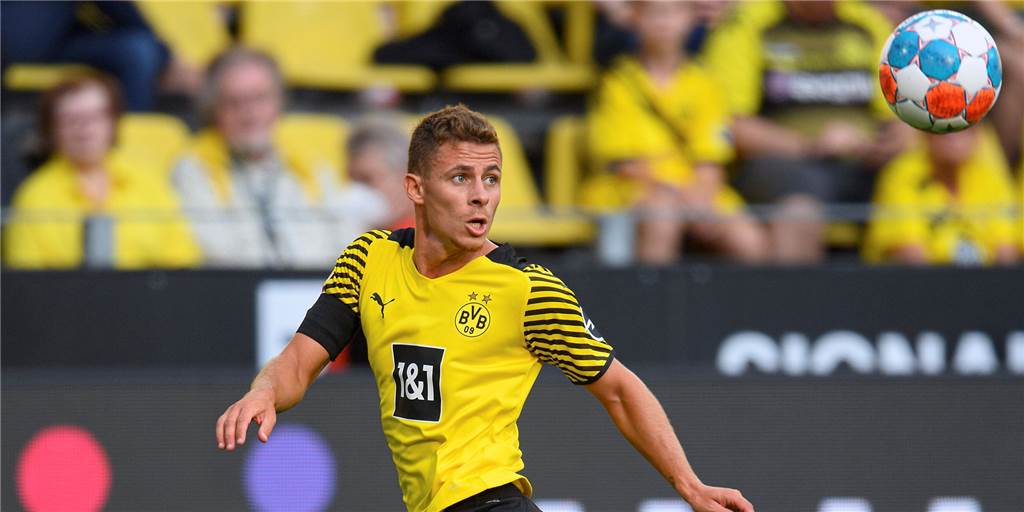 BVB-Profis auf Reisen: Mammutprogramm für Reyna - Sonderfall Hazard BVB-Profis auf Reisen: Mammutprogramm für Reyna - Sonderfall Hazard