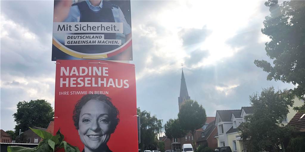 SPD will Reduzierung der Wahlplakate - CDU findet das „zum Grinsen“ Die SPD will eine Reduzierung der Wahlplakate.