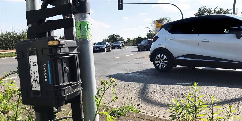 Verkehrsaufkommen in Haltern wird an zwei Messstellen gezählt Auch im Kreuzungsbereich Recklinghäuser Damm / Friedrich-Ebert-Wall wurde eine Messstelle eingerichtet.
