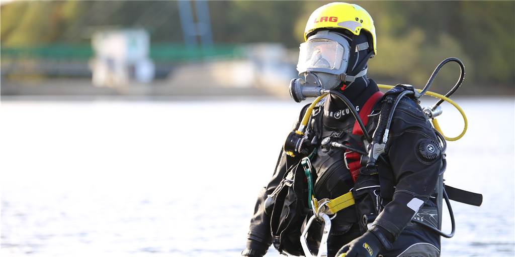 USA als Vorbild: In Haltern entsteht eine Spezialeinheit zur Wasserrettung Mehrere Jahre Ausbildung haben die Spezialeinheiten der DLRG in Haltern hinter sich.