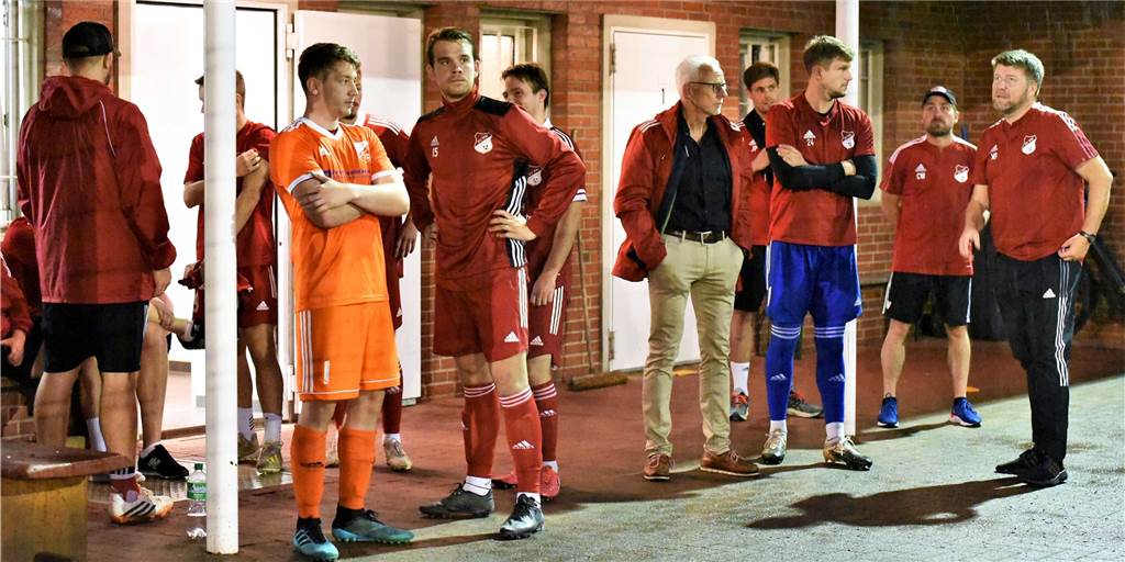 Blitz und Donner sorgen für Spielabbruch bei Lippramsdorf gegen Deuten SV Lippramsdorf - RW Deuten