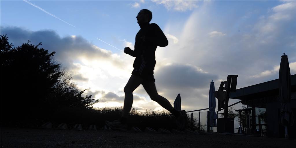 Internationale Studie: Wie umweltfreundlich ist Fitness in Dortmund? Klimaneutrale Sportarten wie Joggen werden in der Studie positiv bewertet.
