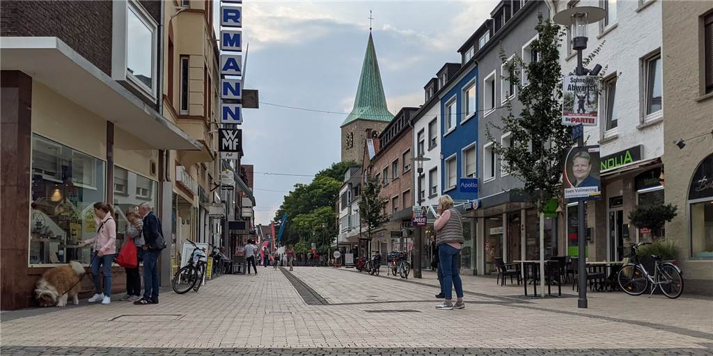 Fußgängerzone Dorsten: Hochsicherheitspoller bald an allen Eingängen Auch hier an der Recklinghäuser Straße sollen demnächst eine vollautomatische Hochsicherheits-Polleranlage installiert werden.