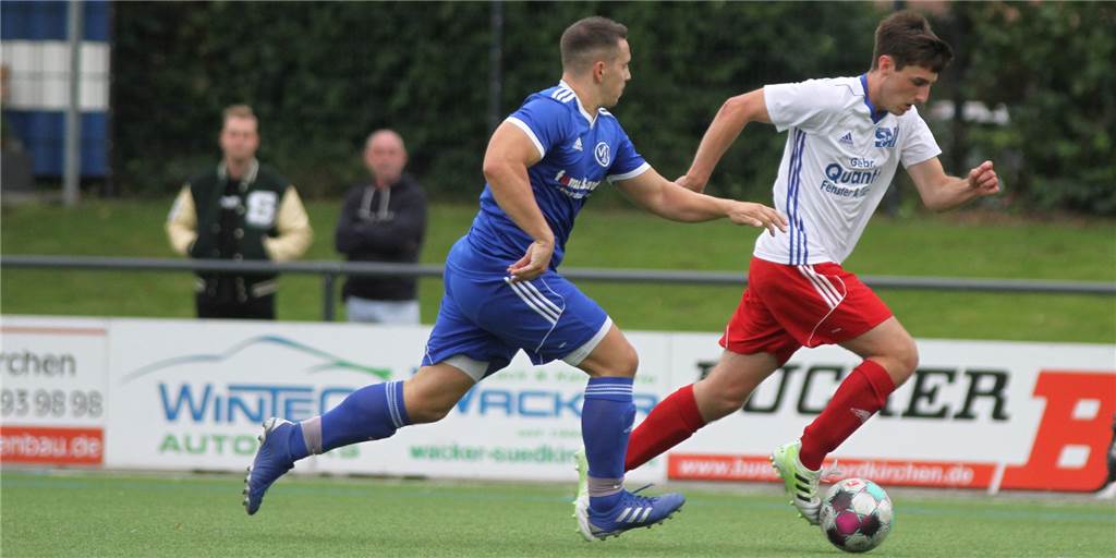 „Man of the Match“: Fabian Baake liefert bei Startelfdebüt für den SV Südkirchen ab Fabian Baake (r.) feierte für den SV Südkirchen sein Startelfdebüt.