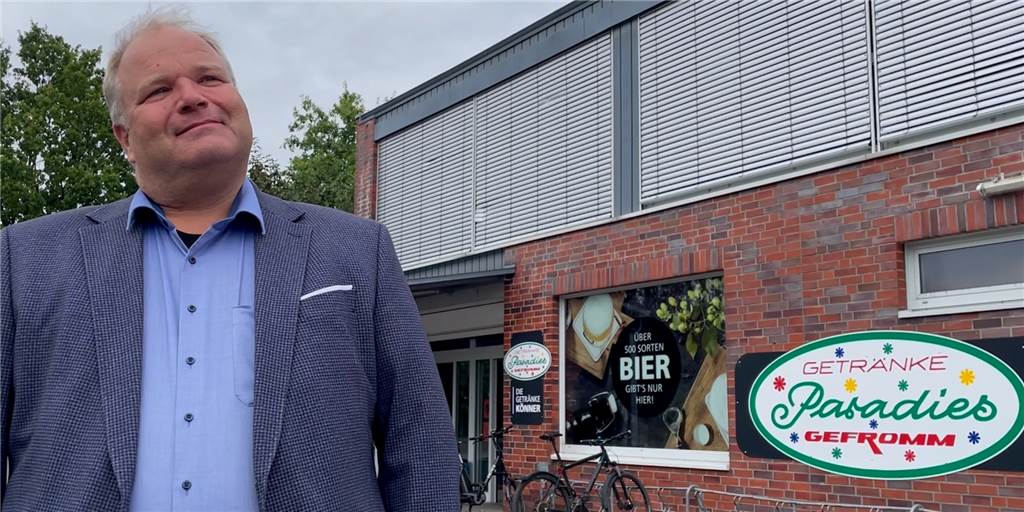 Getränkeparadies in Selm: Das ist das Besondere an dem neuen Markt Jochen Gefromm erklärt im Interview, wieso er das Getränkeparadies in Selm umgezogen ist.