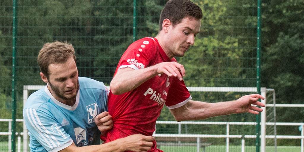 Traum-Comeback für Flaesheims Rüter - „So einen wünscht man sich als Trainer“ Sebastian Rüter (r.) feierte gegen Westfalia Vinnum sein Comeback für Concordia Flaesheims erste Mannschaft.