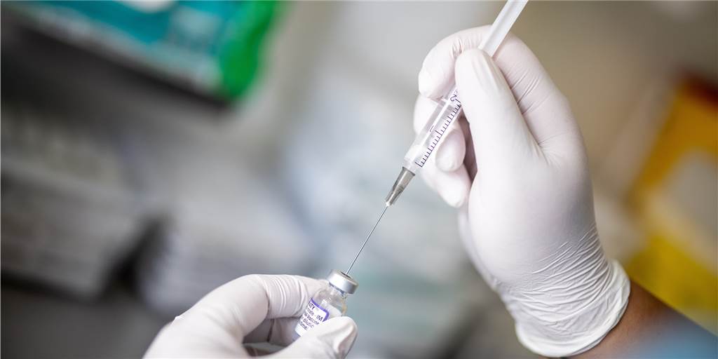 Land fragt doch den Impfstatus von Corona-Kranken ab – aber nicht auf allen Meldewegen Das Land hat klargestellt, dass auch in Nordrhein-Westfalen Angaben zum Impfstatus der hospitalisierten Covid-19-Patienten erhoben werden, allerdings geschehe das nicht auf allen Meldewegen.