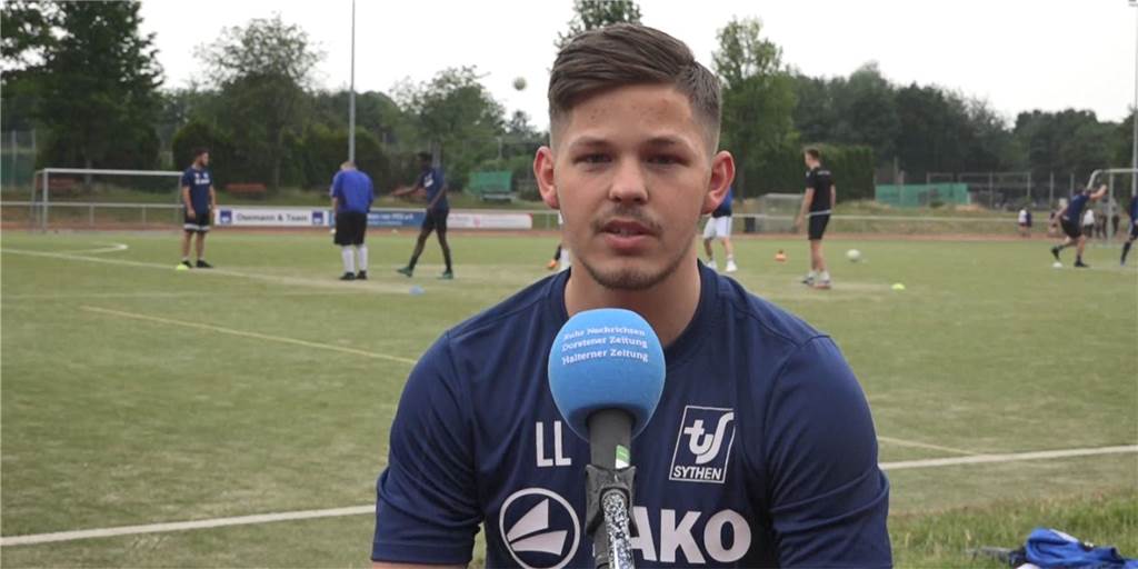 HZ-Fragenballern: Lucas oder Tizian Lasch - wer legt sich öfter mit Gegnern an? HZ-Fragenballern: Lucas oder Tizian Lasch - wer legt sich öfter mit Gegnern an?