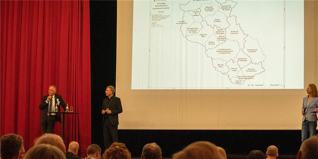 Wie geht es weiter im Bistum Münster? Erste Vorschläge zur Umstrukturierung sind jetzt vorgestellt worden. Jetzt soll auch in den Gemeinden diskutiert und mitgestaltet werden.