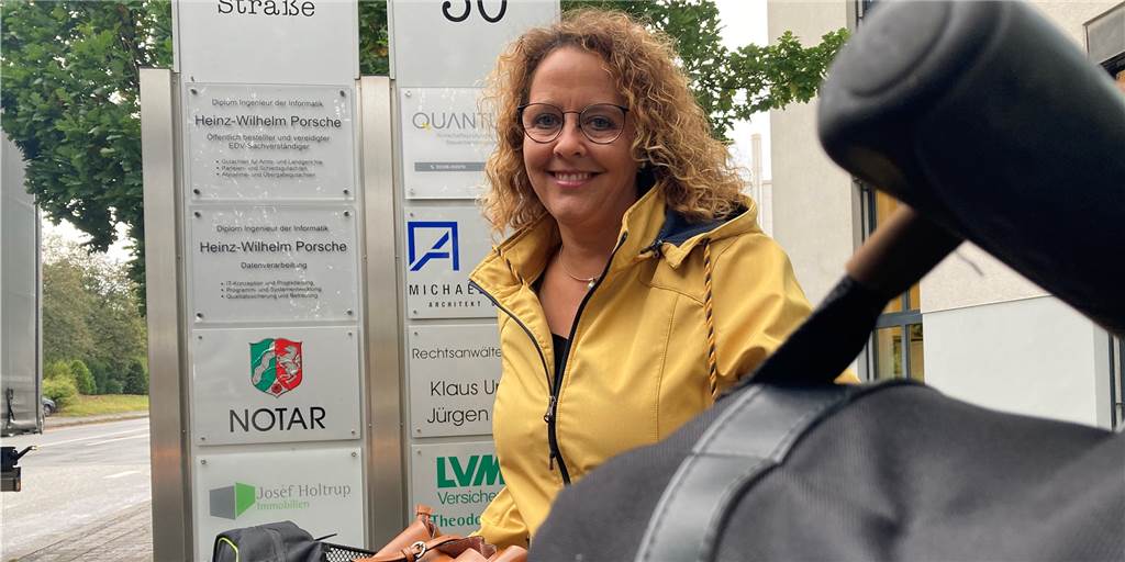 Nicole Micke ist Maklerin in Werne. Statt mit dem Auto fährt sie mit dem Fahrrad zu den Terminen.