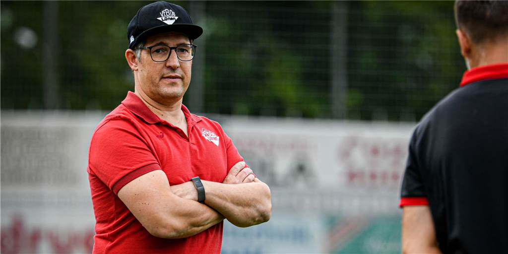 Lüner Derby wird zum Spitzenspiel: Leistungsträger des VfB Lünen droht auszufallen VfB-Trainer Mark Bördeling muss gegen die SG Gahmen möglicherweise auf gleich mehrere Spieler verzichten.