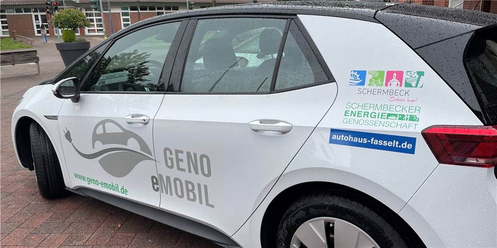 E-Carsharing in Schermbeck: Was das Ausleihen eines VW ID.3 kostet Zwei VW ID.3 stehen zum Ausleihen bereit.
