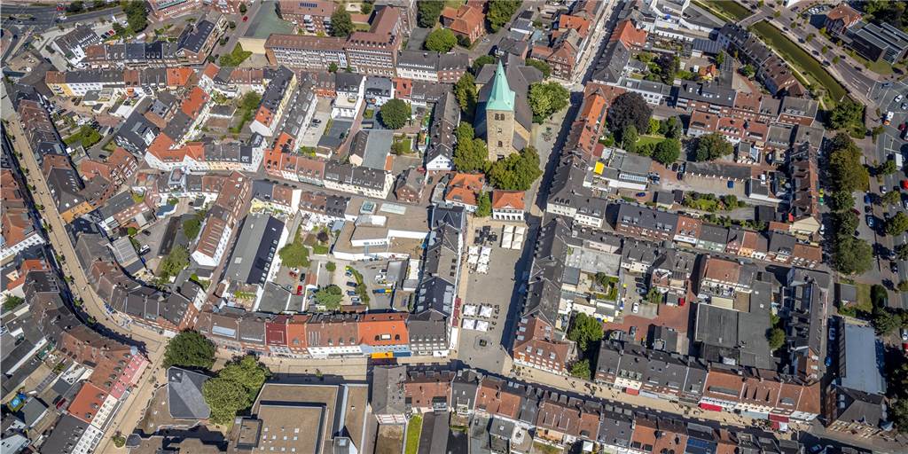 Herbstfest „light“ in Dorsten - jetzt steht das Programm Nach zweijähriger Pause findet vom 8. bis zum 10. Oktober wieder ein Herbstfest in der Dorstener Altstadt statt.