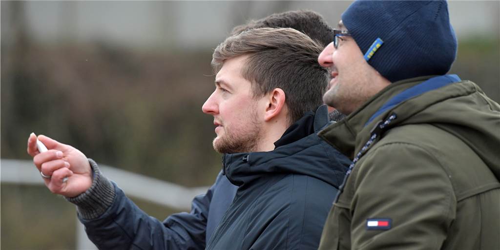 BV Brambauer II stoppt Negativlauf: Brüder-Kombination sichert ersten Saisonsieg Trainer Patrick Botta und der BV Brambauer II konnten den ersten Saisonsieg einfahren.