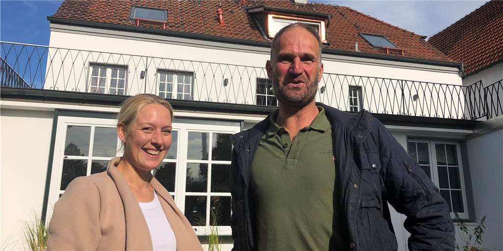 Neue Pension „Erler Koornhuus 1832“ startet am 24. Oktober Natalie Labod und Dirk Böckenhoff wollen nicht nur bei der Eröffnung der neuen Pension "Erler Koornhuus 1832" zusammenarbeiten.