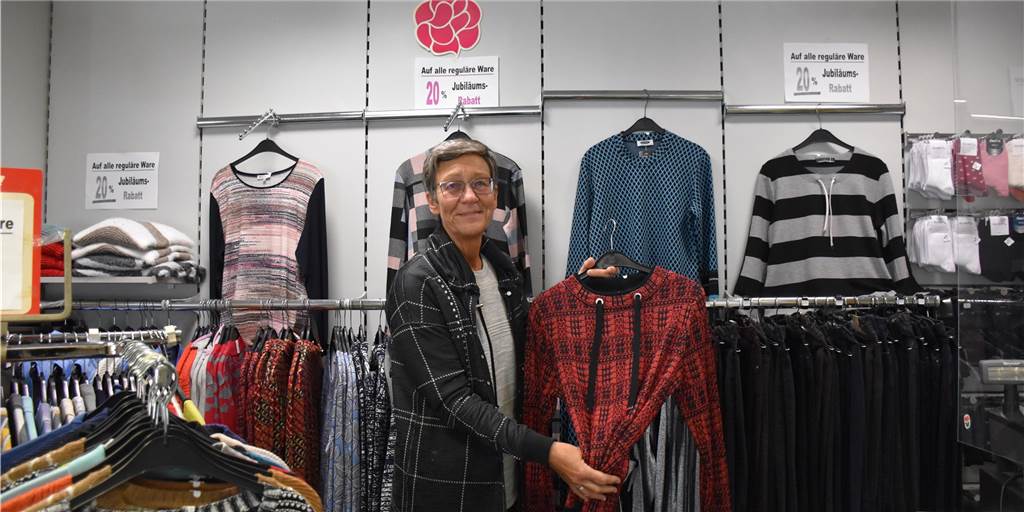 Textilhaus Banken trotzt Onlinehandel und sogar der Corona-Krise Marion Banken führt immer die aktuellsten Mode-Trends.