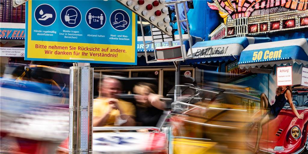 Drei mobile Teststationen auf der Sim-Jü-Kirmes Werne Auf der Sim-Jü-Kirmes 2021 gilt die 3G-Regel.
