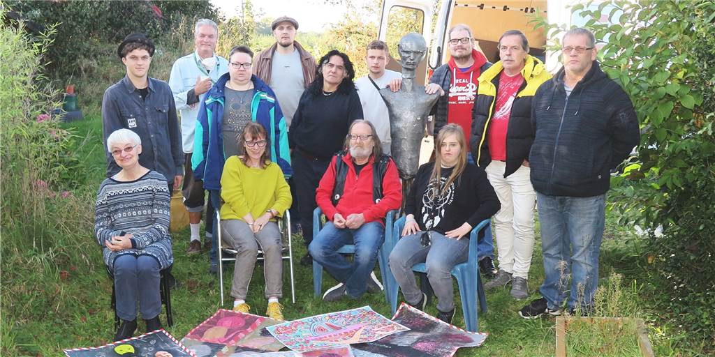 Künstlergruppe tauscht ehemaligen Schweinestall gegen Berliner Atelier Die Künstlergruppe „Nebelhorn“ fährt am Dienstag mit einem LKW nach Berlin, um dort in der Zeit vom 15. bis 23. Oktober im Kunstquartier Bethanien ein künstlerisches Projekt zum Thema „Grenzüberschreitungen“ zu gestalten.