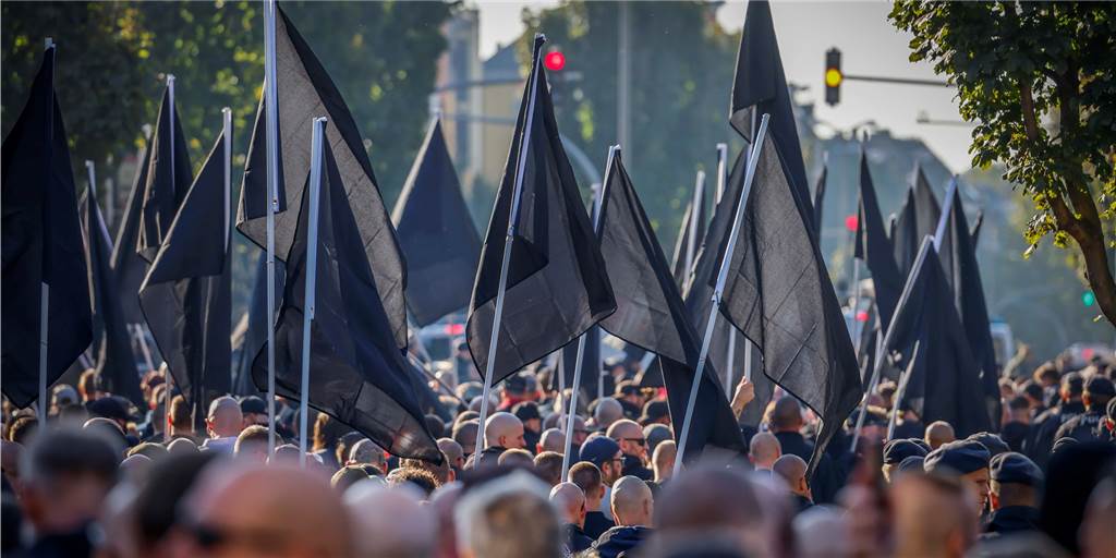 Trauermarsch für Siegfried Borchardt brachte Neonazi-Prominenz nach Dortmund Trauermarsch für Siegfried Borchardt brachte Neonazi-Prominenz nach Dortmund