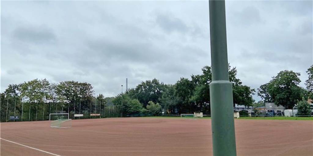 Platz soll geschlossen werden - der TSV Feldhausen kämpft ums Überleben TSV Feldhausen, Sportanlage Marienstraße
