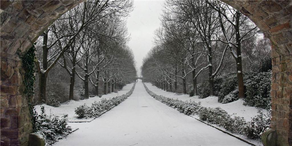 Kindheit nach dem Krieg: Klettern auf Panzern und Rodeln auf der Straße Kindheit nach dem Krieg: Klettern auf Panzern und Rodeln auf der Straße