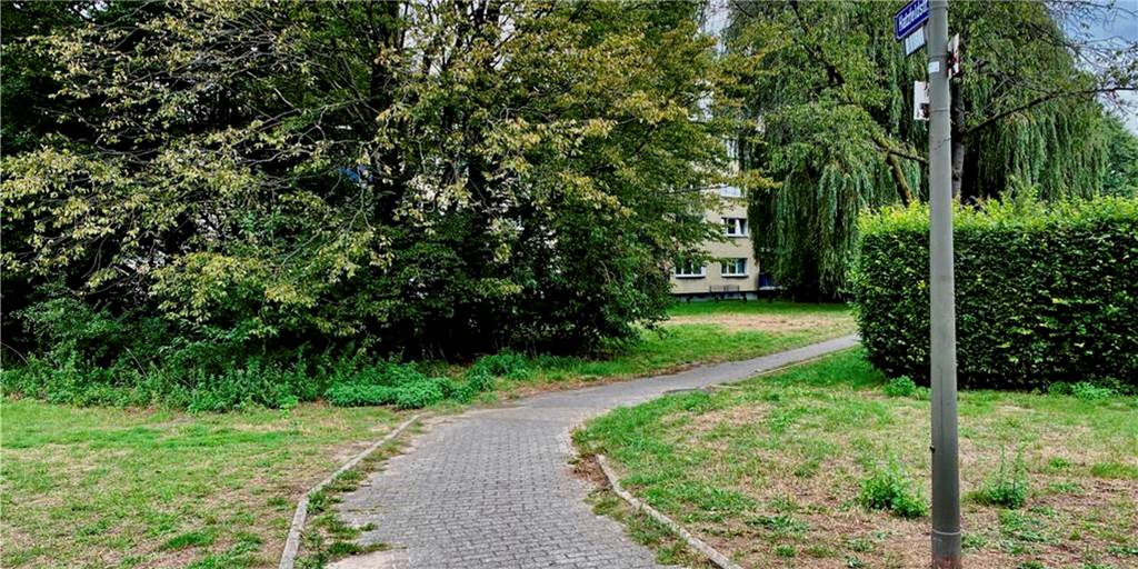 Durch ZDF-Sendung: Über 30 neue Hinweise zu Bluttat in Wickede An der Hatzfeldstraße, nahe der Straße Pleckenbrink in Wickede, wurde im August 2020 ein 37-jähriger Mann getötet.
