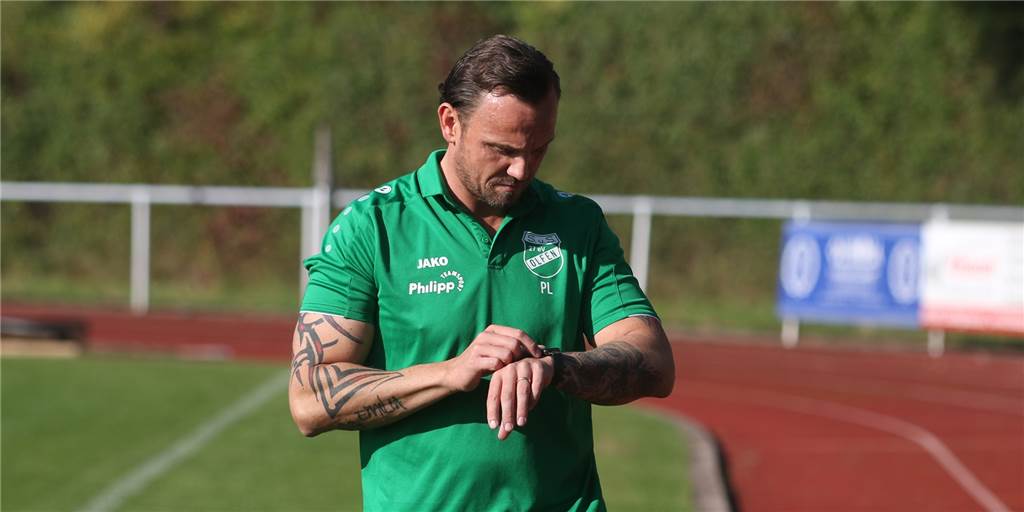 Patrick Linnemann verlängert beim SuS Olfen – und der SuS Kaiserau spielt eine Rolle dabei Patrick Linnemann und der SuS Olfen werden noch längere Zeit zusammenarbeiten.