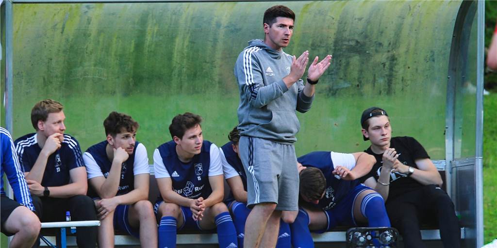 Wacker Obercastrop veröffentlicht online eine Sperre seines Spielers - der darf aber spielen Wacker-Trainer Aytac Uzunoglu erwartet mit Neheim „eine der drei stärksten Mannschaften der Liga“.