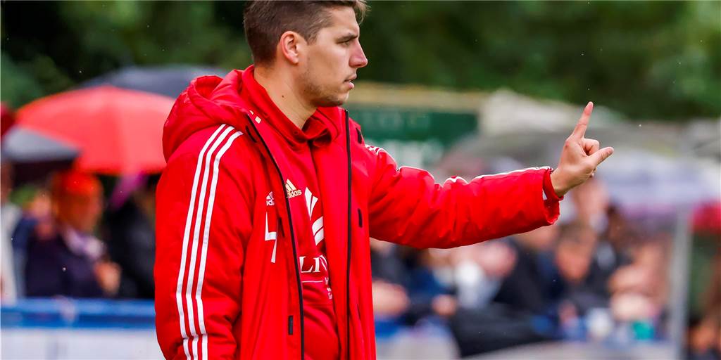 Gegnerischer Trainer sieht Probleme beim TuS Bövinghausen – Kapitän widerspricht ihm TuS-Trainer Sven Thormann könnte bald wieder eine wichtige Option mehr zur Verfügung haben.
