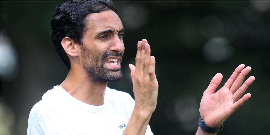 FCB-Coach Rafik Halim kontert: „Meisterschaftsanwärter? Das entspricht nicht der Realität“ FCB-Coach Rafik Halim kontert: „Meisterschaftsanwärter? Das entspricht nicht der Realität“