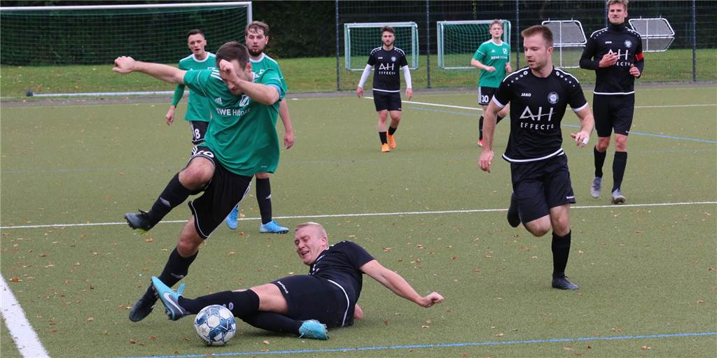 Reserve des VfL Kamen wechselt gegen GS Cappenberg den Erfolg ein Benedikt Stiens und GS Cappenberg verloren ihr Match bei der Reserve des VfL Kamen.