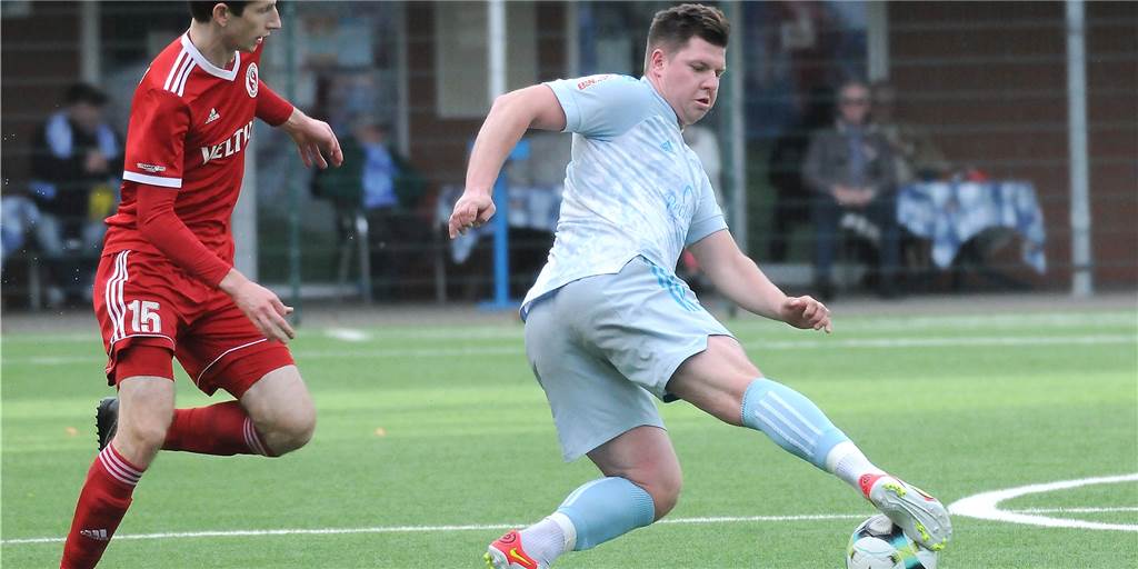Elfmeterheld und Siegtorschütze: Ebeling und Schröter retten Wacker Obercastrop Marc Schröter (r.) war mit seinem Siegtreffer der Matchwinner für den SV Wacker Obercastrop.