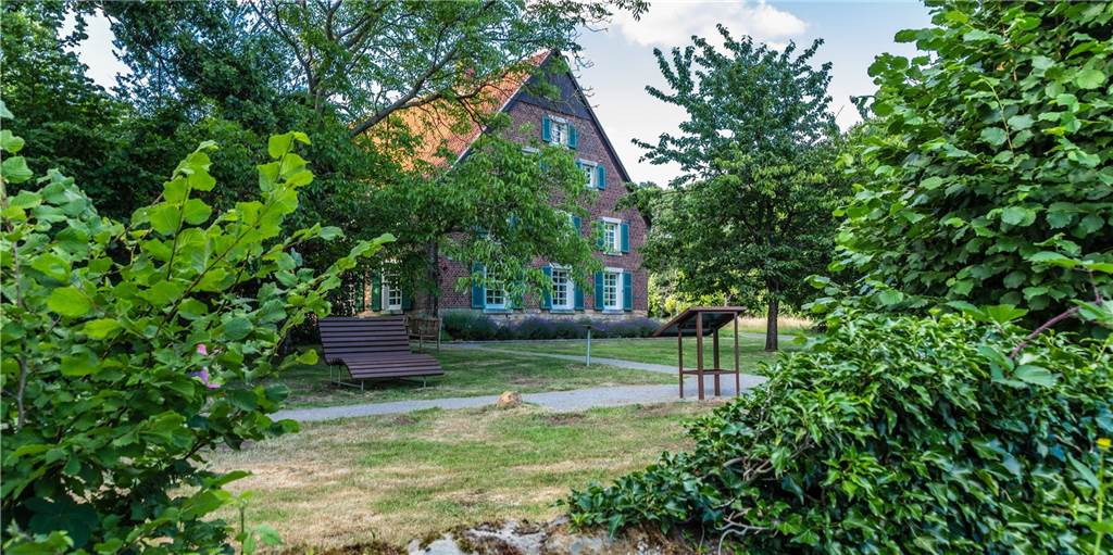 Dorsten und Hohe Mark nehmen neuen Anlauf bei Millionen-Förderprogramm Das Naturparkhaus der Biologischen Station Lembeck. Diese Einrichtung im Dorstener Norden betreut betreut aktuell zwei "NRW.Vital"-Projekte und dürfte auch bei der Bewerbung der Hohen Mark als Leader-Region ein echtes "Pfund" sein.