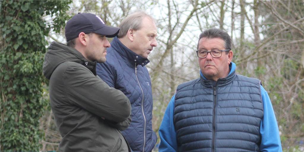 HSC endgültig im Krisen-Modus - Pleite beim Lüner SV für Sportchef Harbott „nur schwer zu ertragen“ HSC endgültig im Krisen-Modus - Pleite beim Lüner SV für Sportchef Harbott „nur schwer zu ertragen“