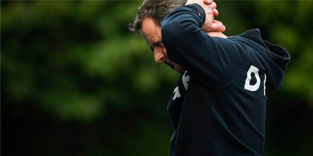 Wie bitter: Fußballer holt sich eine Minute nach Anpfiff den nächsten Faserriss Wie bitter: Fußballer holt sich eine Minute nach Anpfiff den nächsten Faserriss