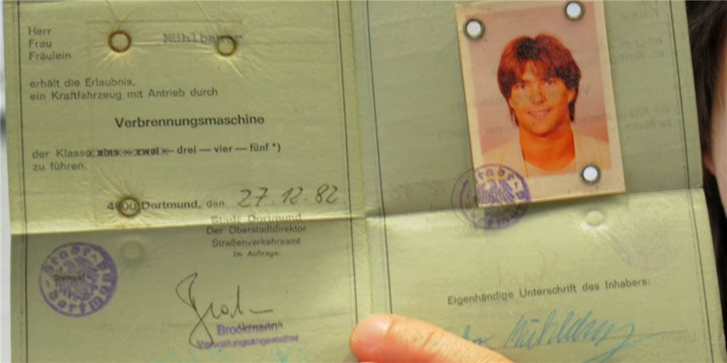 Fast alle Schwerter müssen ihren Führerschein umtauschen – wer wann wo dran ist Wer noch einen grauen Lappen hat, ist relativ vorn bei der Umtauschaktion dabei. Doch nicht nur das Alter des Führerscheins ist maßgeblich.