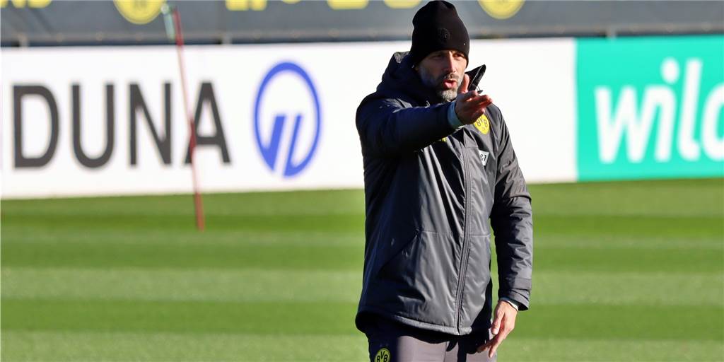 Nach Bielefeld ist für den BVB vor Ingolstadt: Rose beim Auslaufen lautstark Nach Bielefeld ist für den BVB vor Ingolstadt: Rose beim Auslaufen lautstark