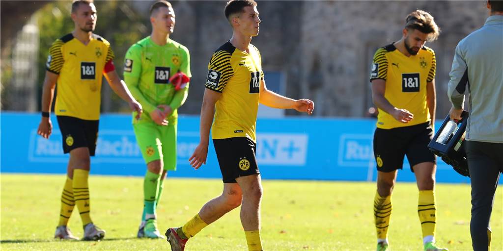 Liveticker zum Nachlesen: BVB-U23 patzt gegen Kellerkind Viktoria Köln Liveticker zum Nachlesen: BVB-U23 patzt gegen Kellerkind Viktoria Köln
