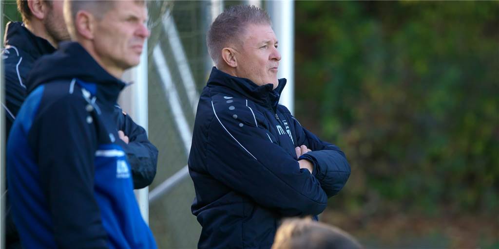 Flaesheims Willensleistung macht Onnebrink stolz - Sieg mit einem Wermutstropfen Flaesheims Trainer Michael Onnebrink lobte seine Mannschaft nach dem Sieg gegen Hillerheide in höchsten Tönen.