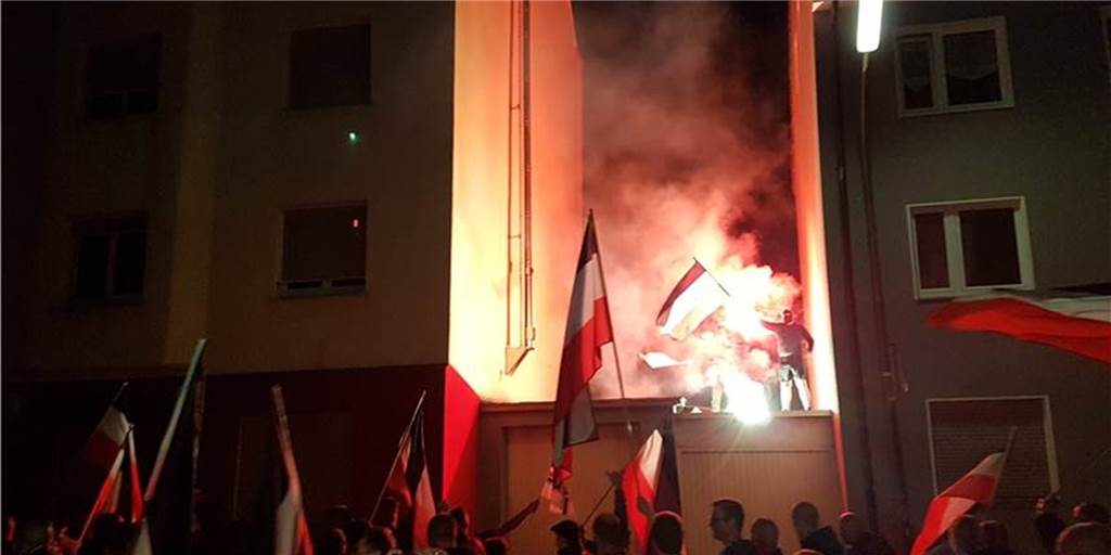 Großer Neonazi-Prozess: Erste Verhandlung überraschend schnell vorbei Golo Osthoff (li.) und Sonja Frodermann vertreten die Staatsanwaltschaft in dem Prozess.