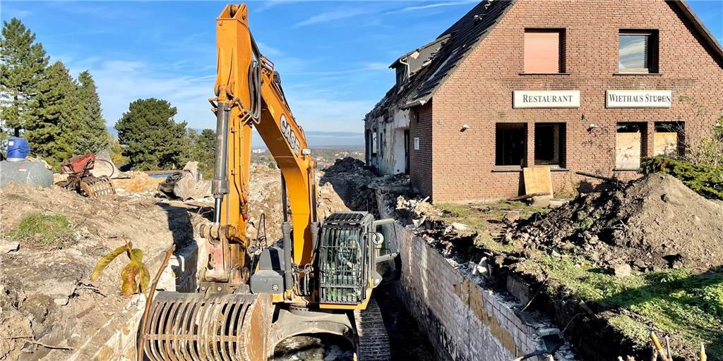 Traditionsreiche Gaststätte wird abgerissen – was kommt danach? Jetzt geht es der ehemaligen Gaststätte an den Kragen - nachdem schon Lost-Places-Videos von der Immobilie aufgetaucht waren.