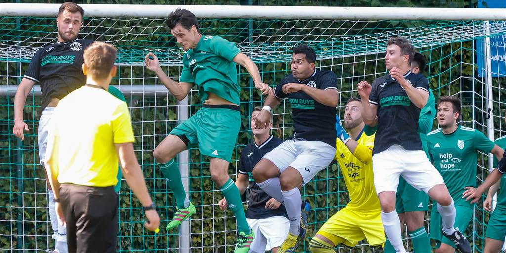 Westfalenliga-Trainer hat sein letztes Ligaspiel verloren, da hieß Hashtag noch Raute Westfalenliga-Trainer hat sein letztes Ligaspiel verloren, da hieß Hashtag noch Raute