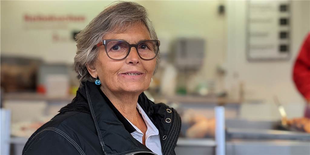 Die letzte Wurst ist verkauft - Christa Pawlenka verabschiedet sich Christa Pawlenka verabschiedet sich von den Bottropern. Viele Jahre war ihr Grillwagen eine feste Institution in der Stadt.