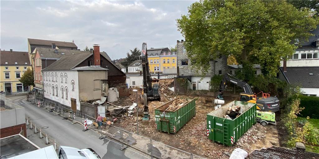 Tempo auf der Baustelle: Grünes Licht für Wohnungsbau in Dortmund Abriss und Abbruch laufen auf Hochtouren. Die Arbeiten für den Hochbau können sich nahtlos anschließen.