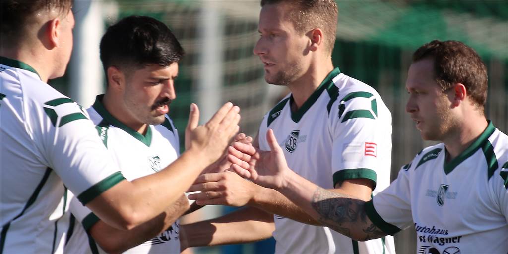 Bezirksliga-Tabellenführer zeigt schwache Leistungen – der Torwart klärt auf Trotz Tabellenführung läuft es bei einem Dortmunder Bezirksliga-Tabellenführer derzeit nicht rund.