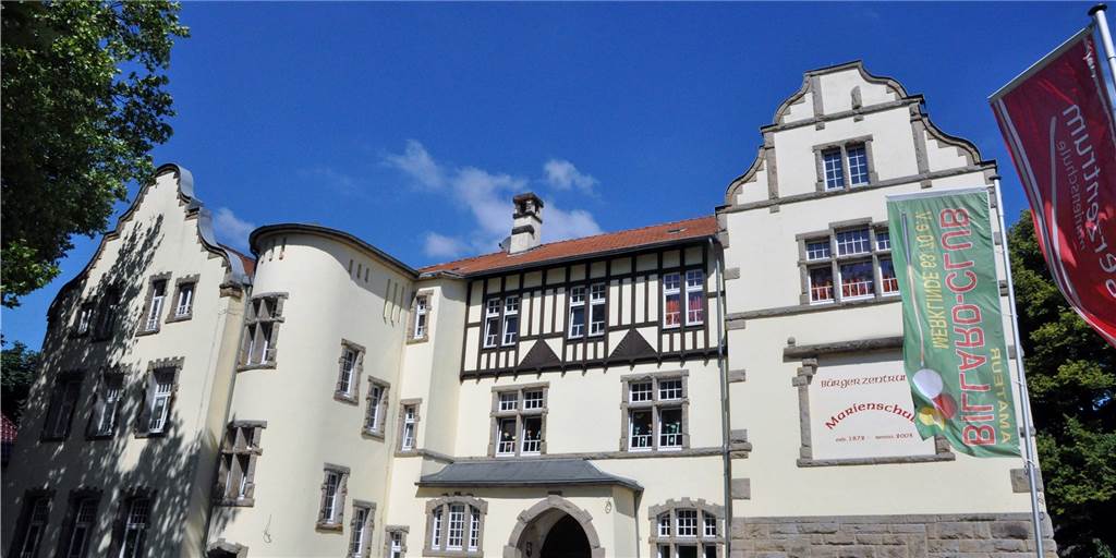 Rasselbande verlässt Merklinde, auch andere Pläne im Süden scheitern Die ehemalige Marienschule hat ihren Charme, aber das Gebäude bringt das Kinderhaus Rasselbande an seine Grenzen.