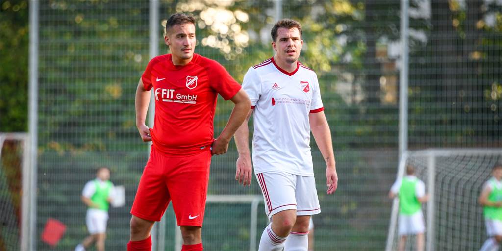 Nach Herzstillstand: Rücktritt der SG Gahmen hat Einfluss auf mehrere Dortmunder Fußballvereine Halil Elitok (l.) geht es mittlerweile besser, seinen Verein SG Gahmen beschäftigt sein Schicksal aber weiterhin.